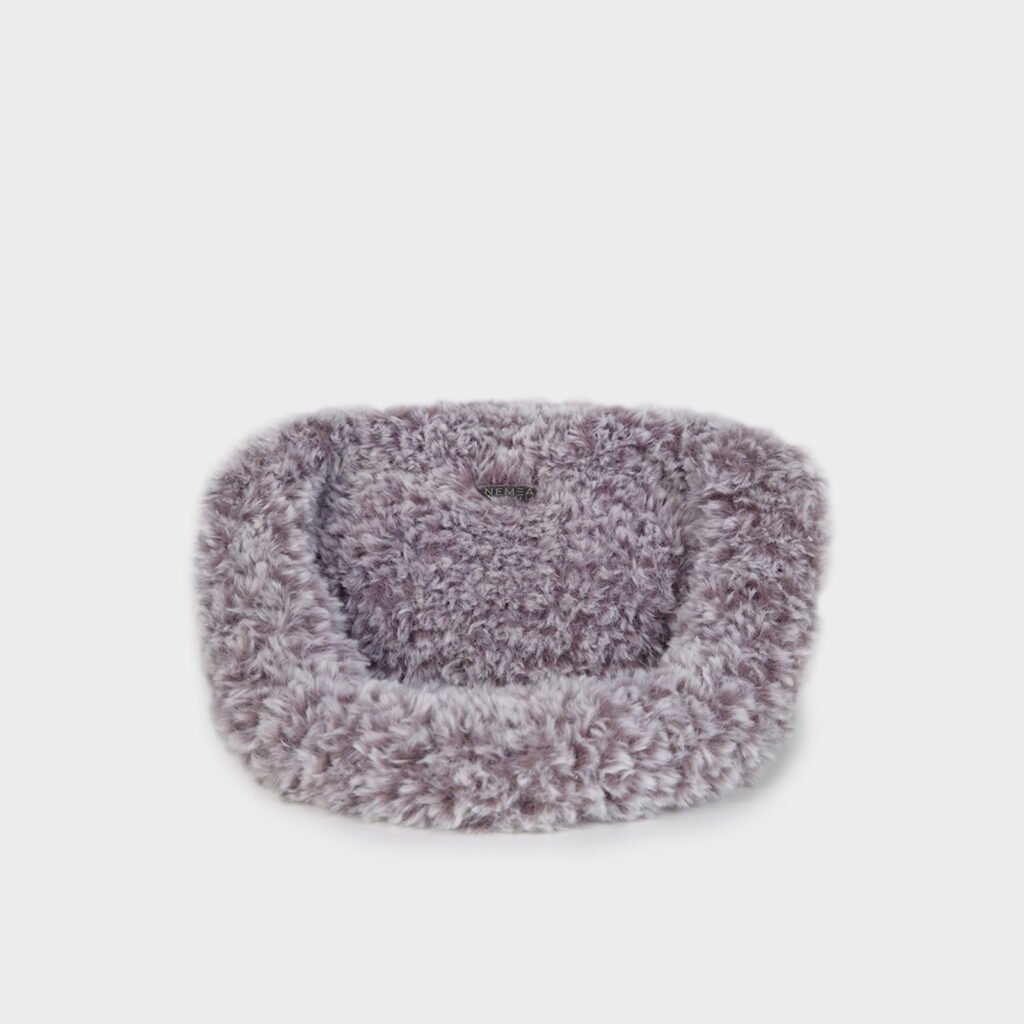 FROSTY MAUVE
